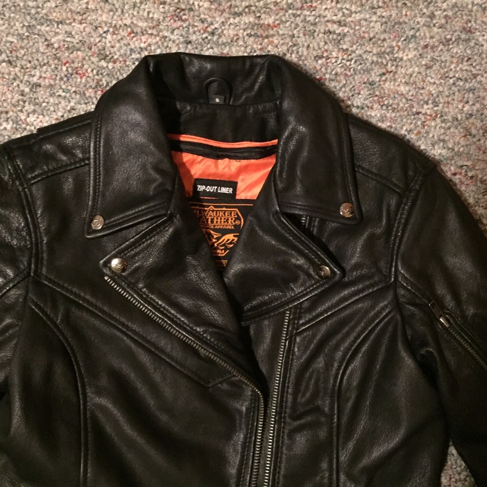 Motorcycle Jacket - Picture 6 of 9